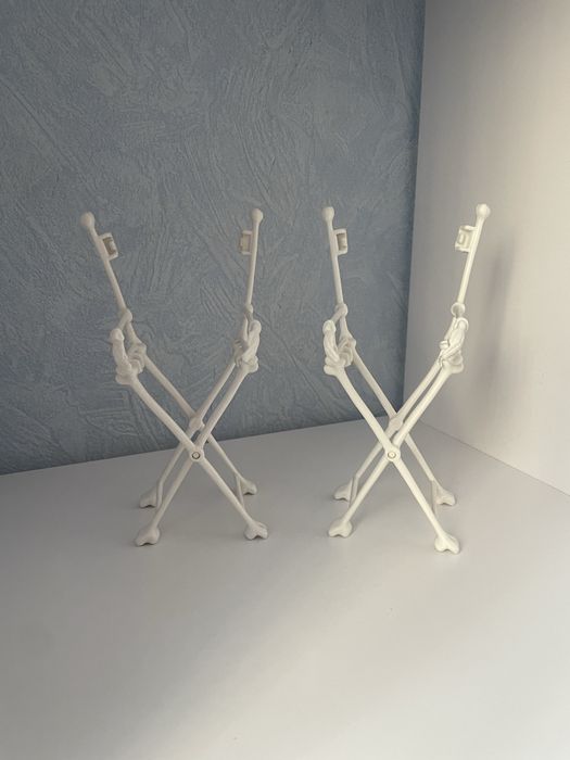 Каркаси від стільців monster high