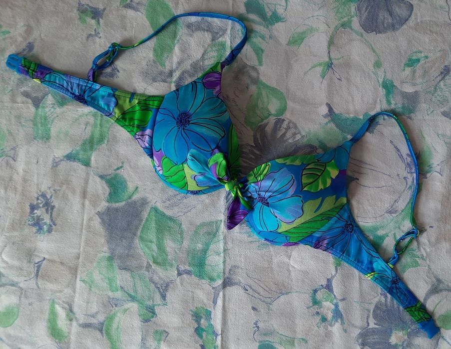 Góra bikini * rozm. 38 * marka bodyid