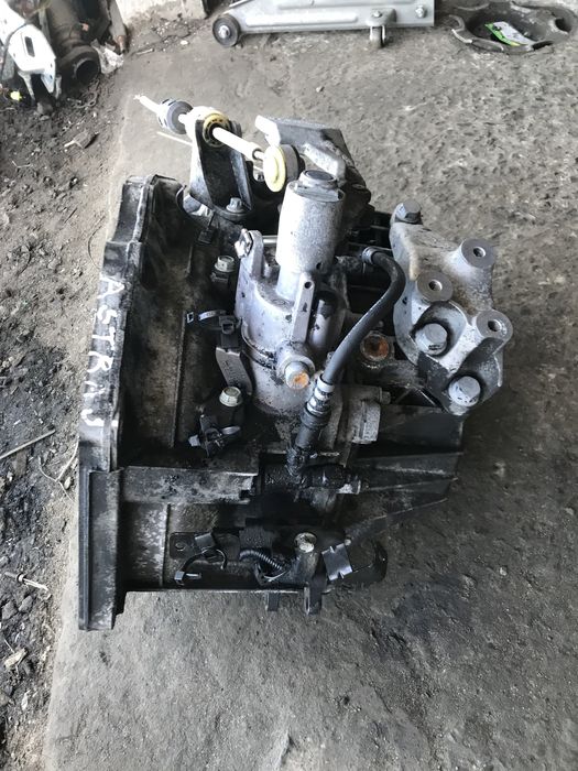 Коробка КПП astra h zafira b 1.7 m-32. 1.9 cdti