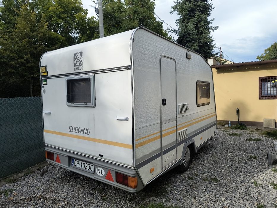 Przyczepa kempingowa Knaus 8104