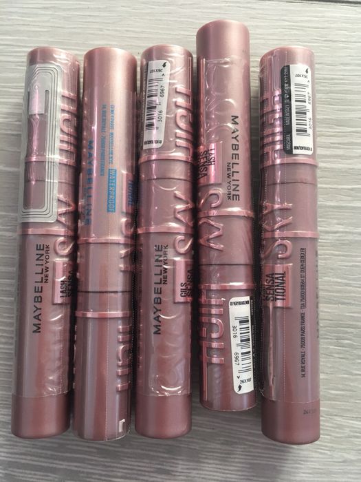 Продам косметика нова