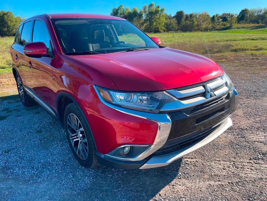 Mitsubishi Outlander      2018