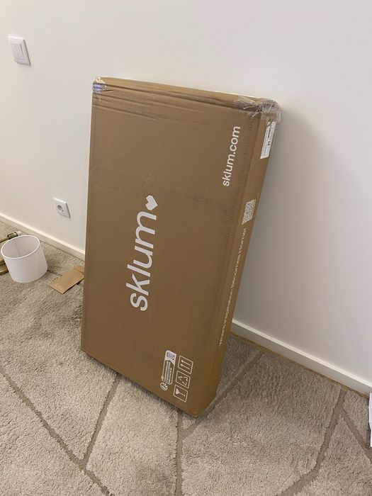 Cesto de Roupa SKLUM (nunca usado)