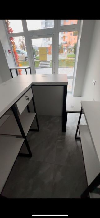 Продам меблі на кавʼярню