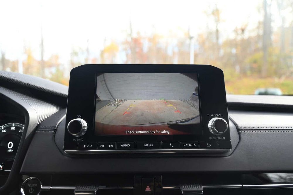 Mitsubishi Outlander PHEV SEL      2023