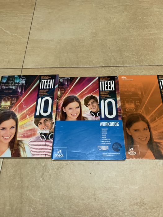 Iteen 10 - Manual + Workbook + Test Yourself