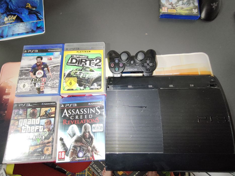 Ps3 super slim в хорошем состоянии с играми в комплекте
