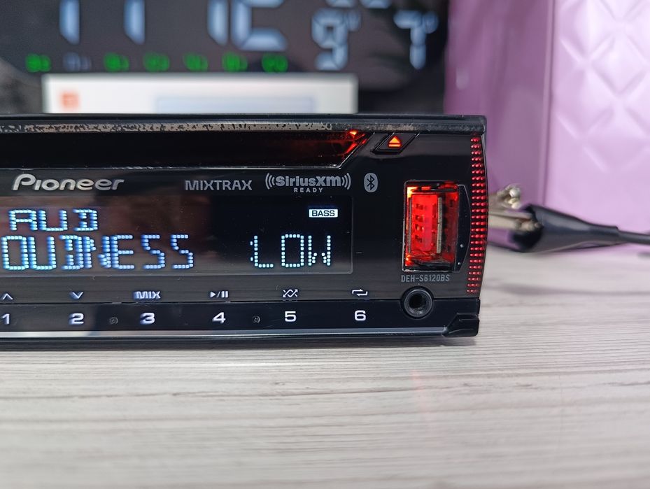Pioneer deh-s6120bs