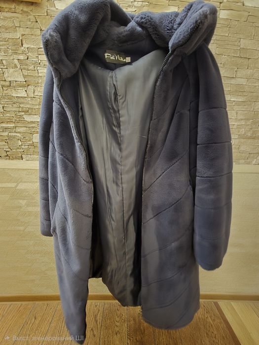 Шуба сіро-голуба жіноча