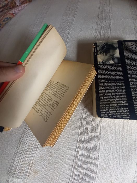 Política portuguesa três livros