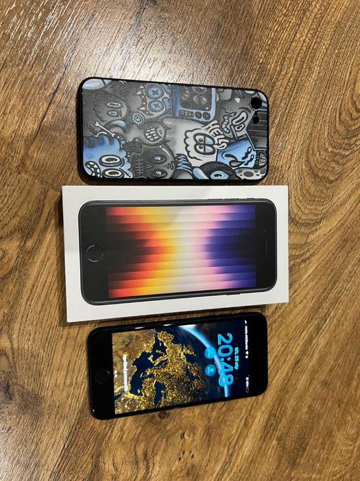 iPhone se apple stan idealny