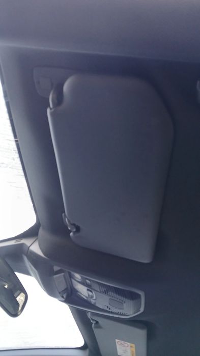 Pála de sol esquerda PEUGEOT 3008 II (M_)