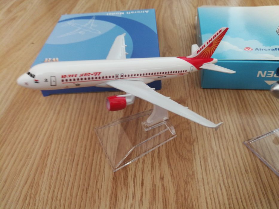2x model samolot 1/400 airbus a350 metalowe metal