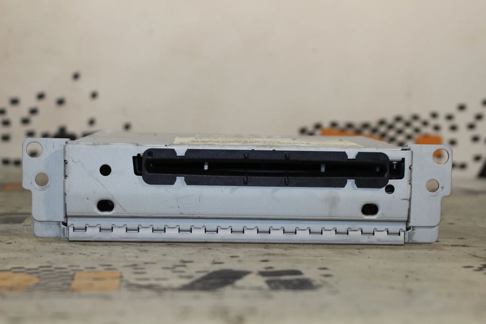 Rádio / auto-rádio BMW 1 (F20)