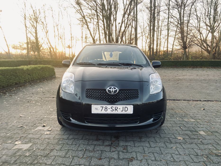 Toyota Yaris 1.3 VVT-i | 2006 | 214 000 km | Prywatnie