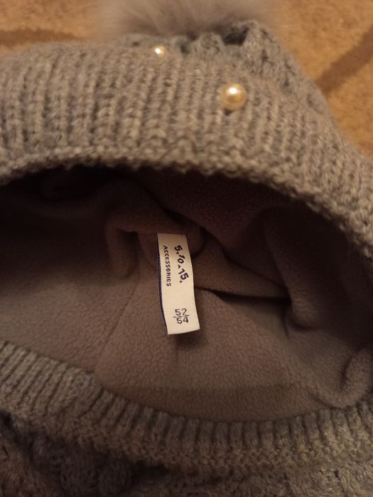 Sprzedam komplet dziewczęcy zimowy czapka komin