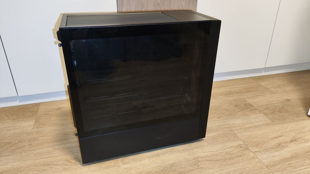 Caixa ATX Cooler Master MasterBox NR600 TG side panel