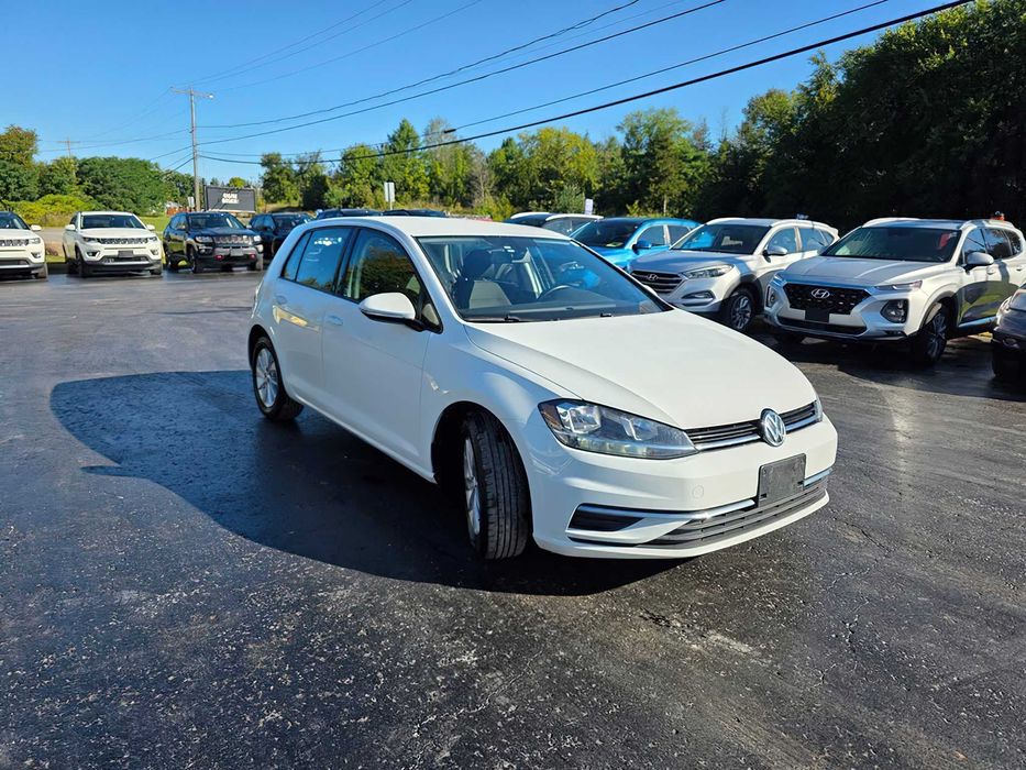 Volkswagen Golf S      2019