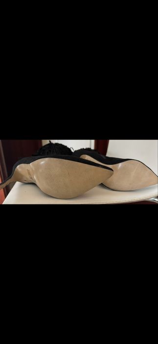 Botas pretas camurça com franjas