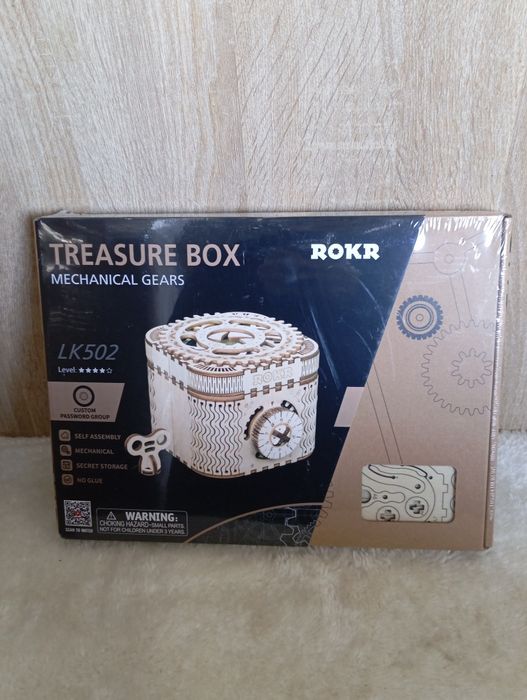 Mechaniczne drewniane pudełko Treasure Box