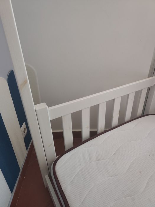 Cama criança estilo Montessori