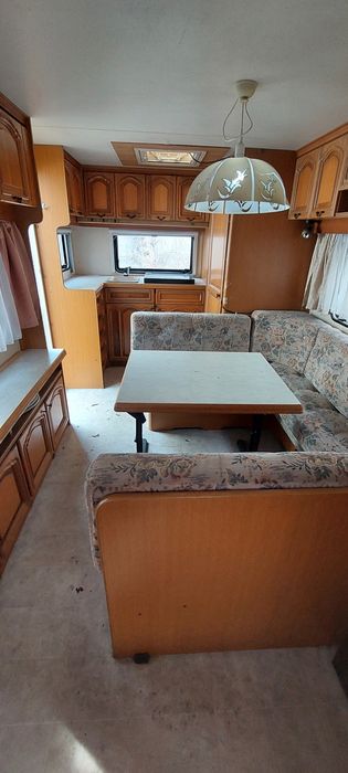 Караван кемпінги будинок на колесах кемпінг автодом