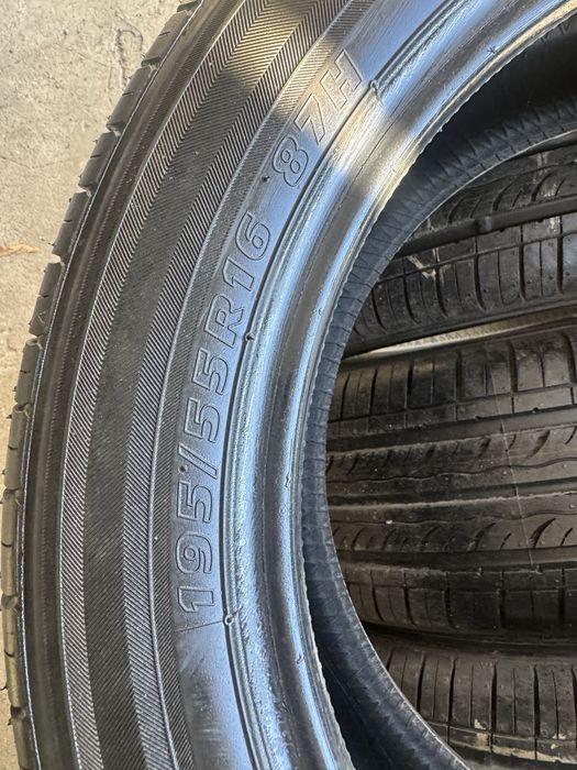 195/55R16 87H Kumho solus kh17