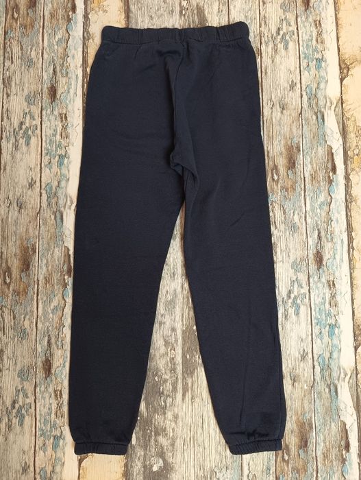 Granatowe spodnie dresowe H&M, Rozm 140