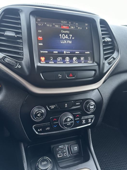 Продам Джип Черокі 2017р 4х4