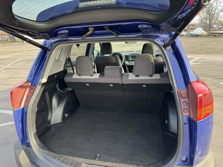 RAV 4 продам надійне автомобіль