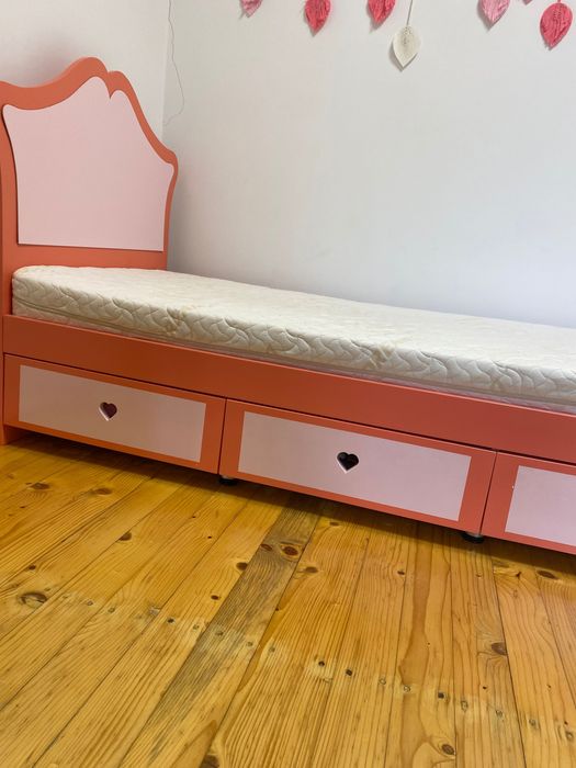 Ліжко дитяче -підліткове для дівчинки