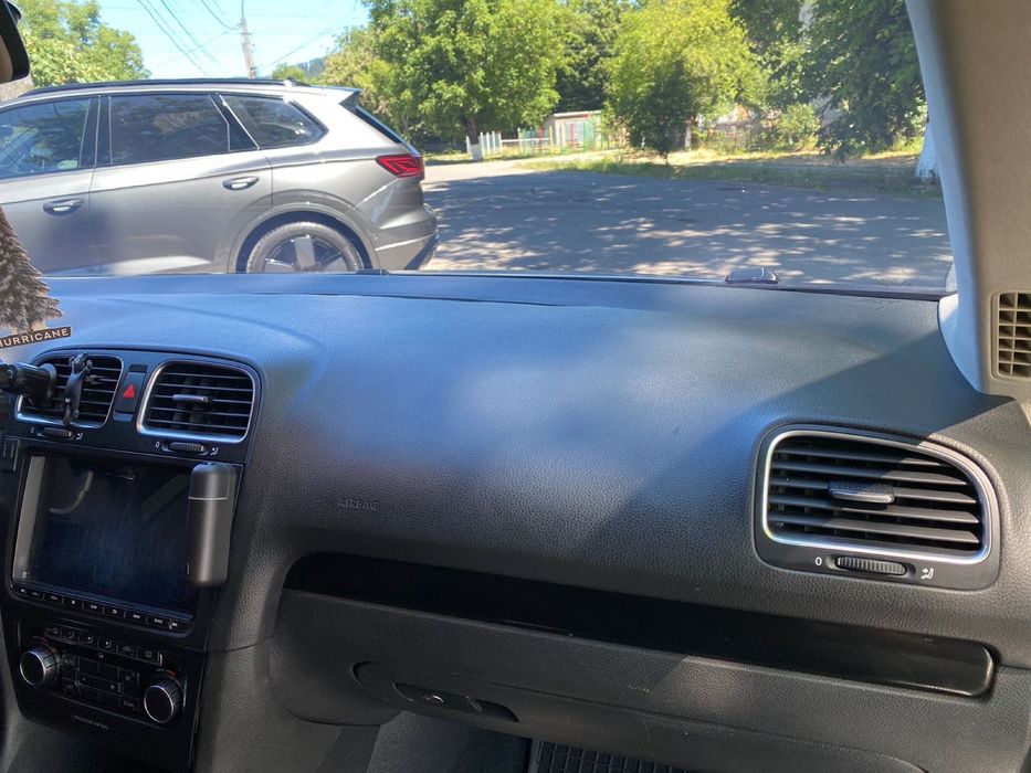 Продам Volkswagen Golf 6 2010р. 1.6TDI механіка