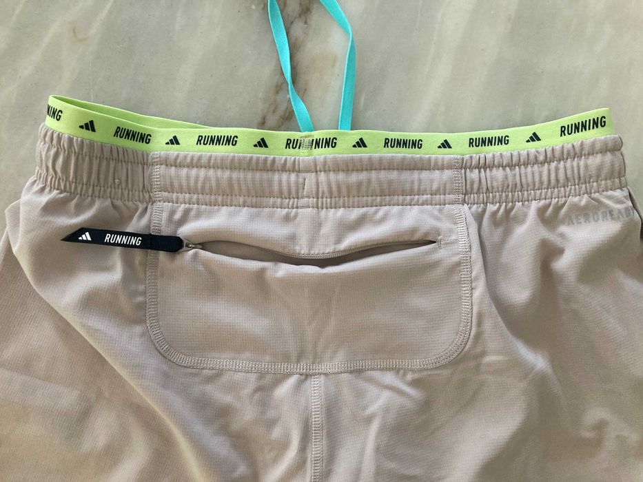 Sports shorts Adidas S/XS