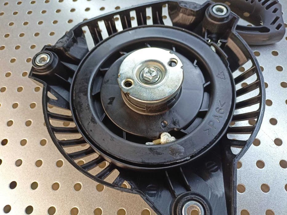 2 x Szarpak, rozrusznik, starter NAC HECHT KRYSIAK szarpak do kosiarki