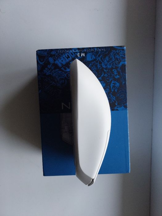 Darmoshark M3 kiran white paw3395