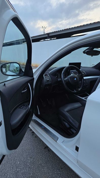 BMW 118 — fotografia 8