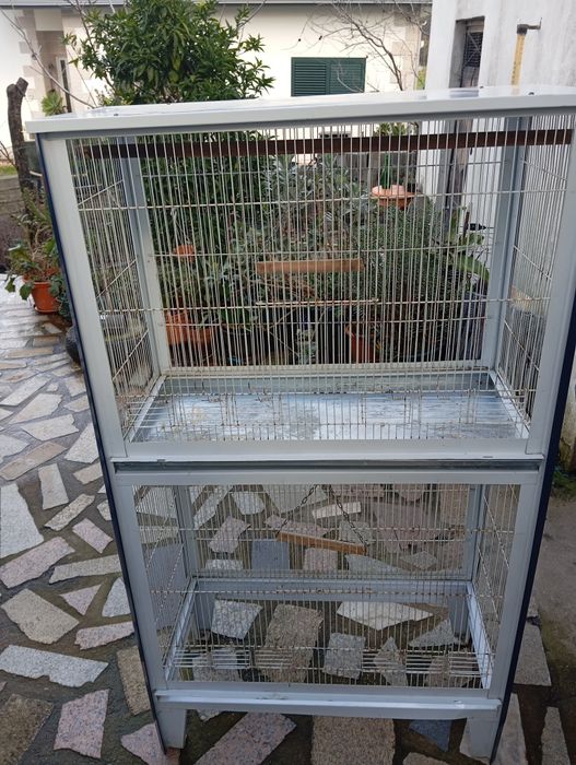 Gaiola para pássaros dupla