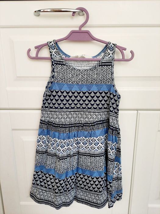 Sprzedam sukienkę H&M 98/104 2-4 lata