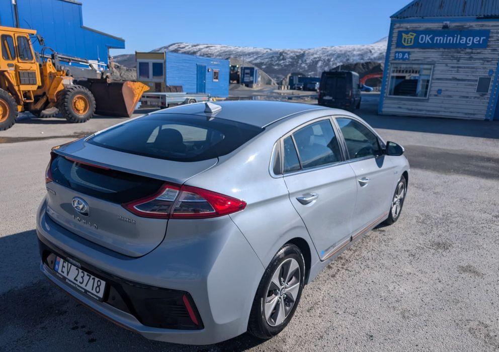 Hyundai Ioniq 2017 року 28кВт з Європи!
