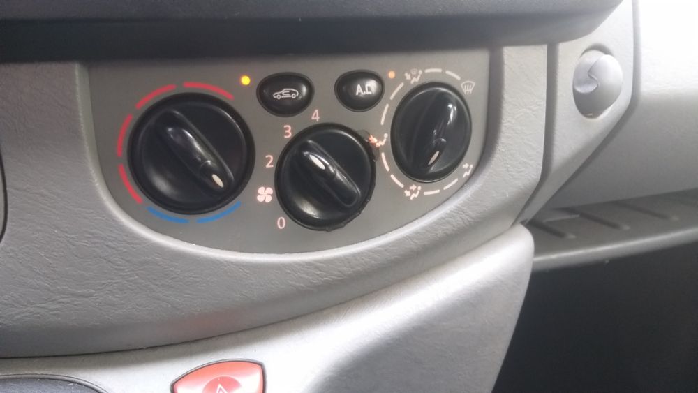 Продам Renault Trafic