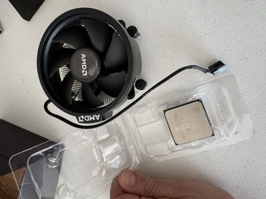 Ryzen 5 2600 impecavel com cooler