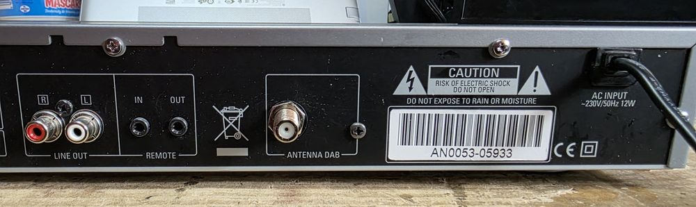 Tuner Harman Kardon TU970 z pilotem