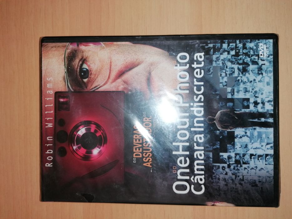 NEW and SEALED DVD "One Hour Photo" (2002)