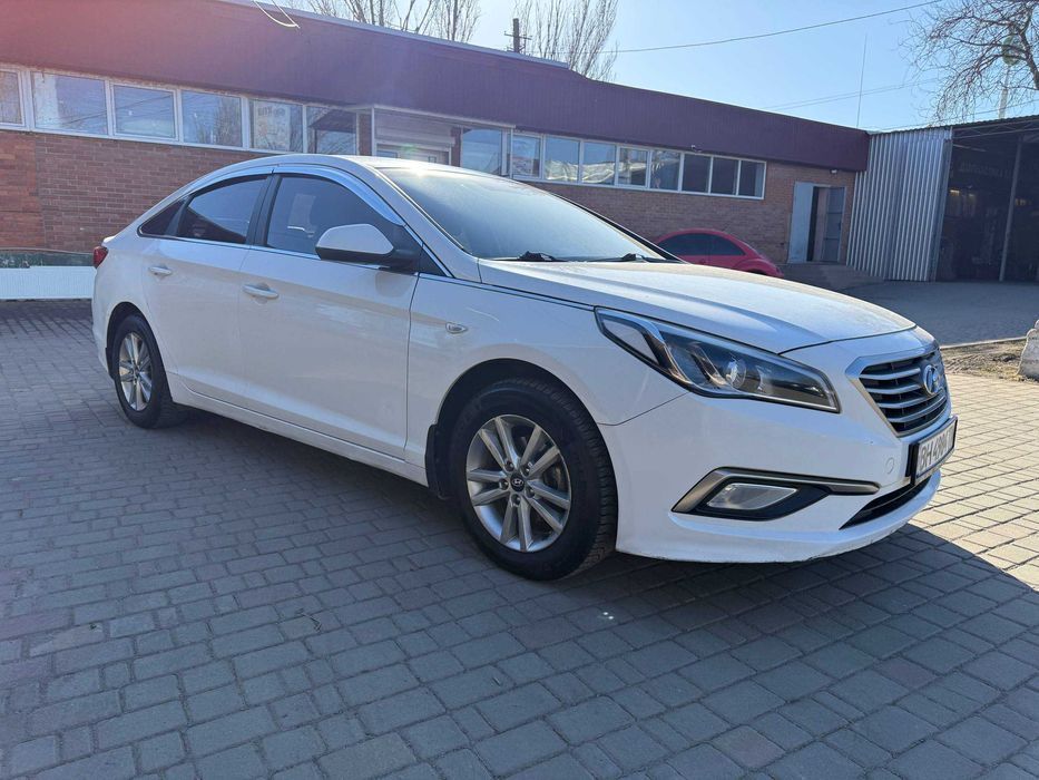 Сдам авто в аренду под такси Sonata K5 LEAF Prius 2014-2018 на газу