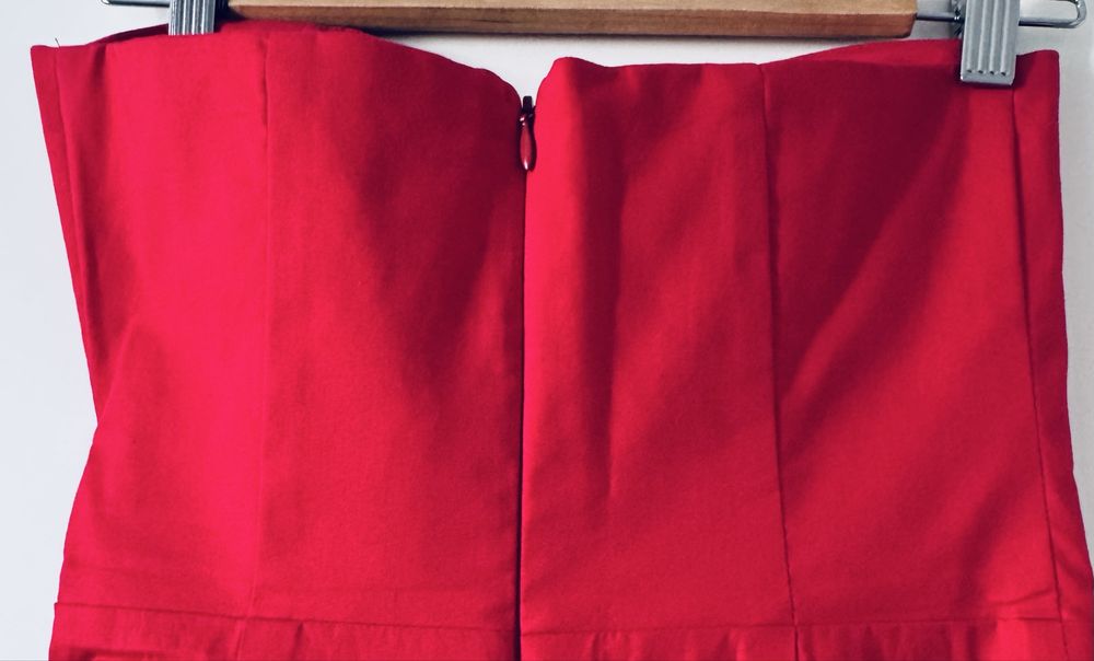 Seksowna czerwona mini rozmiar S