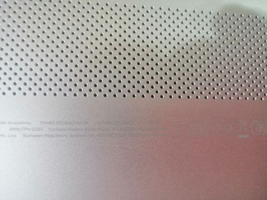 AMD Ryzen™ 3 Vega 3 Graphics até 3,5 GHz , 5 MB de cache/ 8GB /SSD 25664738803733634124