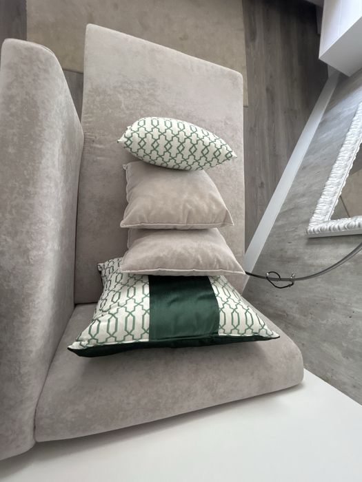 Chaise Longue (mini sofá) branco (como novo)