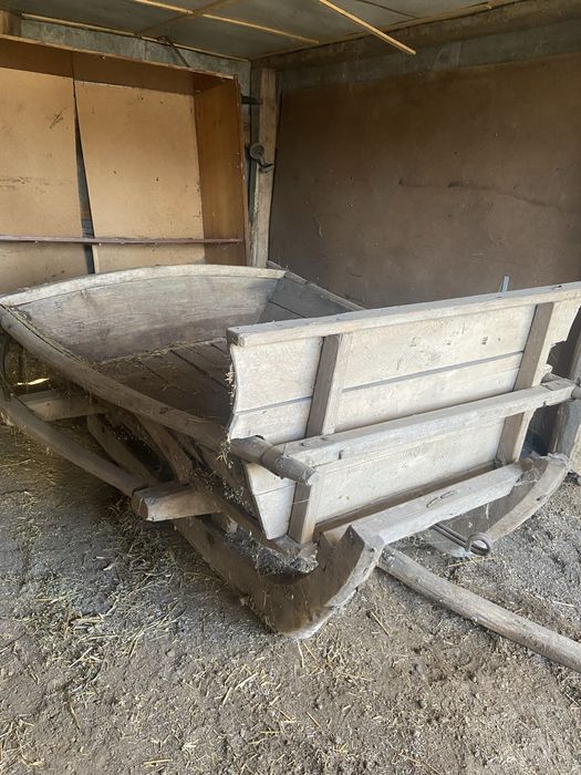 Зимові сани для коней