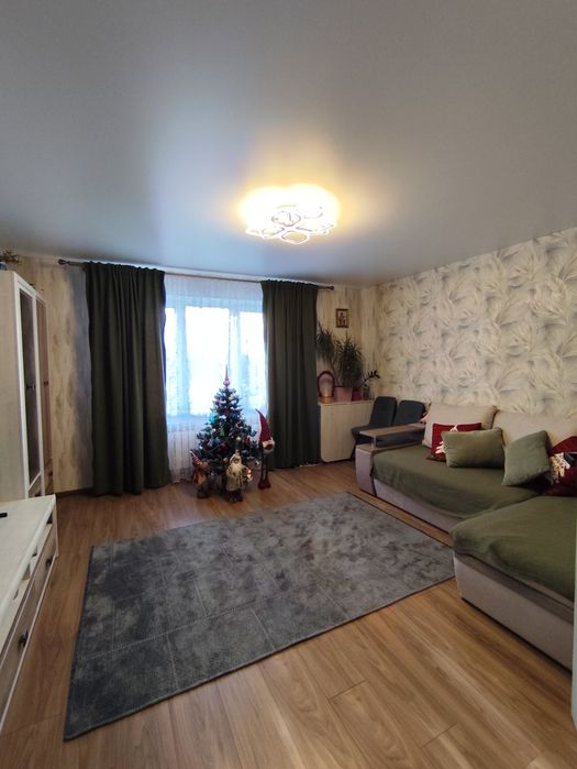 Продаж двокімнатної квартири  смт. Озерне