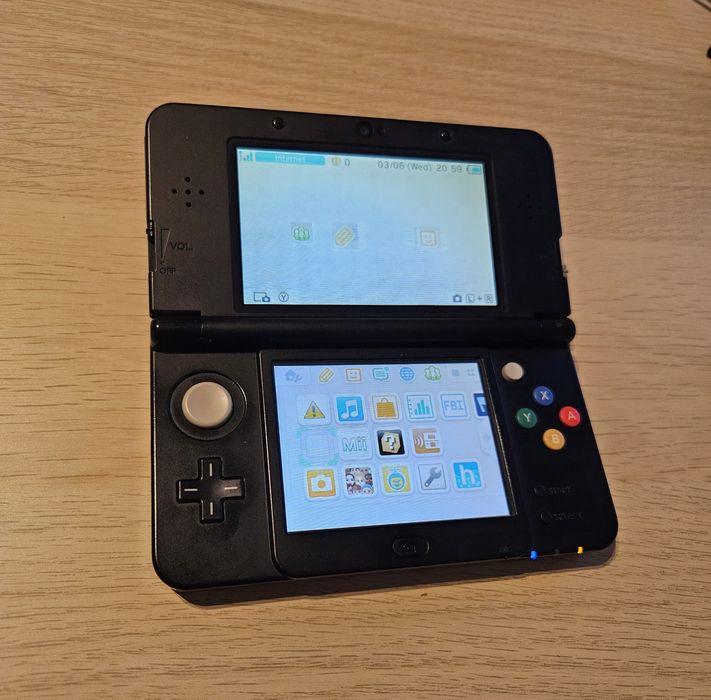 New Nintendo 3DS Czarna 32GB Luma3DS CFW